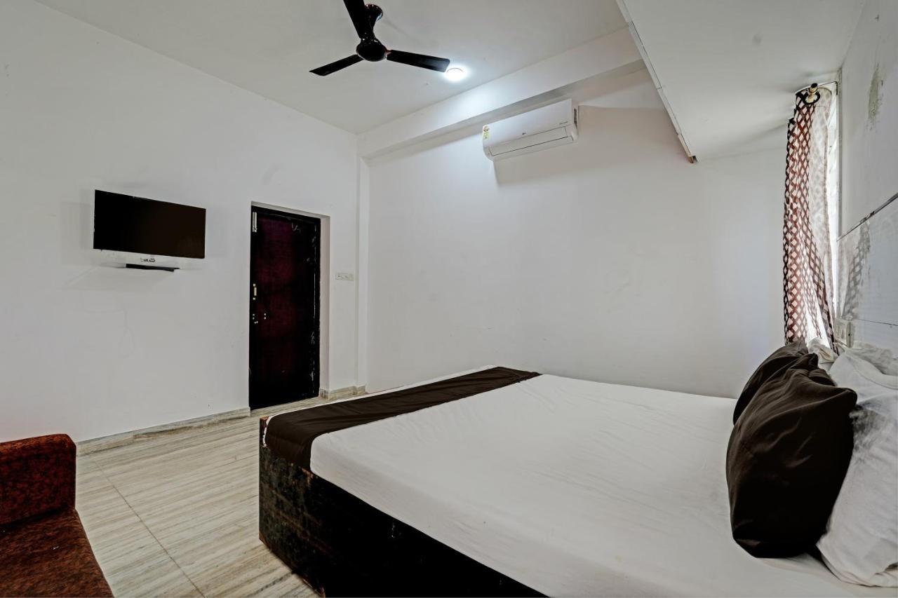 Oyo Flagship Ecr Goa Beach 3*
