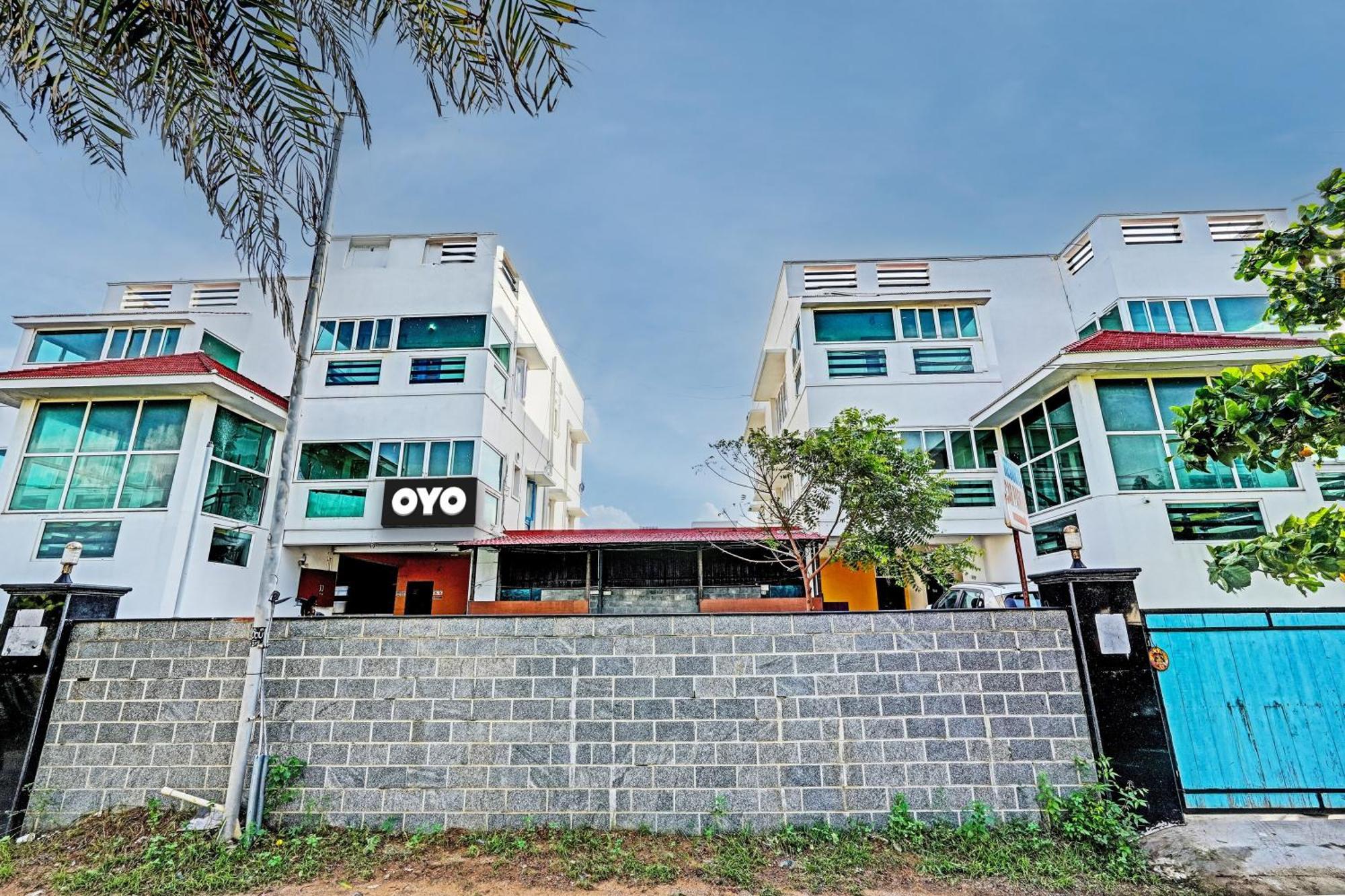 Oyo Flagship Ecr Goa Beach 3*